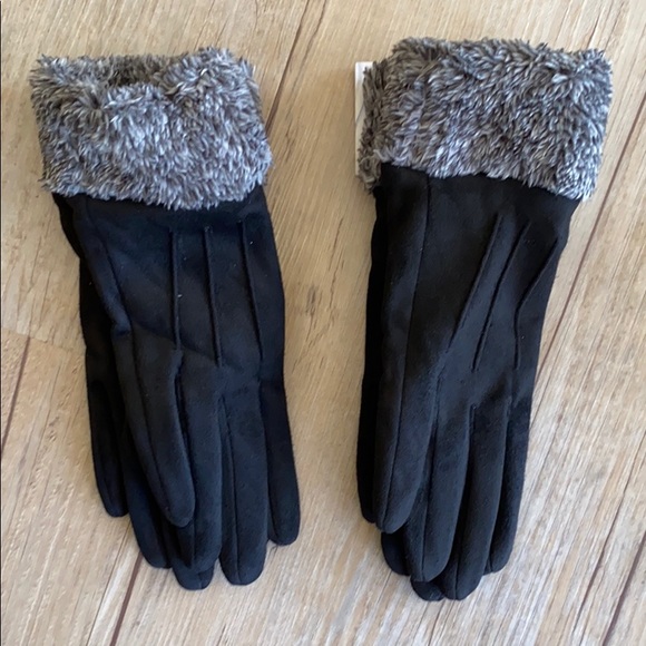 *WHOLESALE* Fashion Glove 6 Pair Assortment - Picture 3 of 4